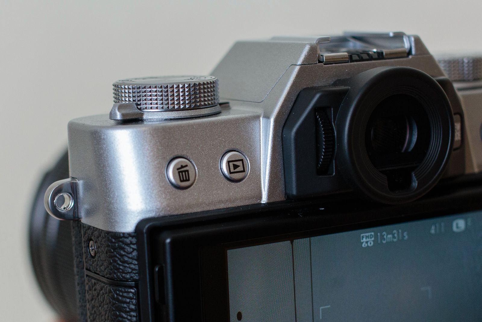 Fujifilm X-T10 – specyfikacja i pierwsze wrażenia z premiery 9