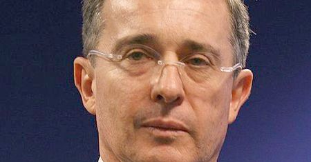 Kolumbia: Sąd uchyla wyrok wobec byłego prezydenta Álvaro Uribe