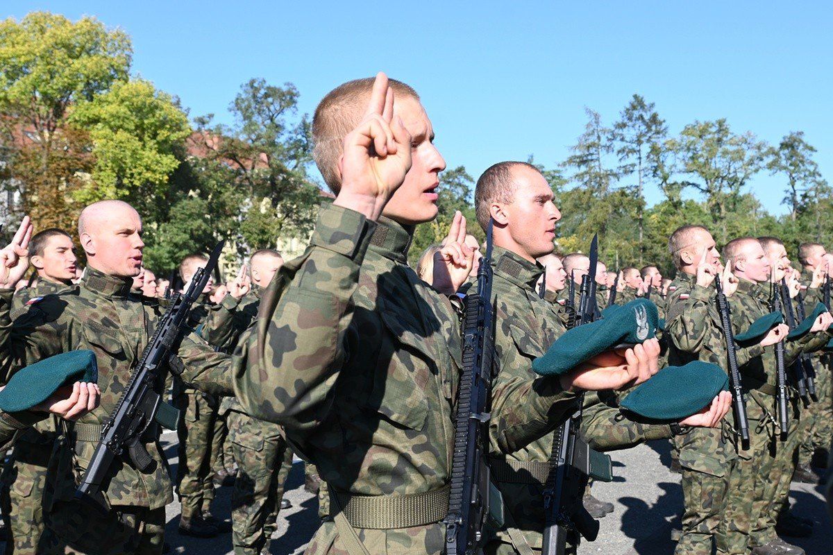 Przysięga wojskowa oficerów AWL