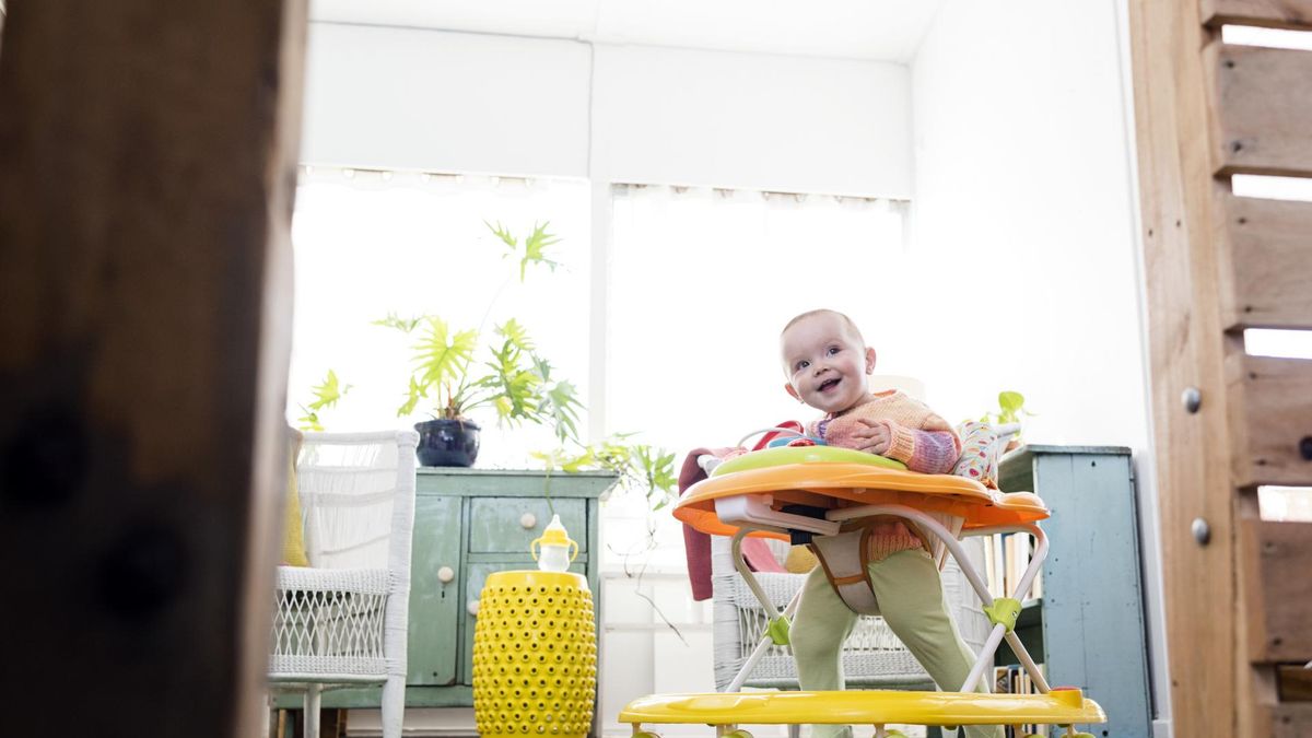 Fizjoterapeuci nie zalecają skoczków najmłodszym dzieciom