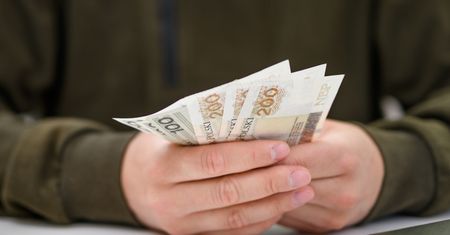 Myślał, że inwestuje w metale szlachetne. Stracił pół miliona złotych
