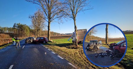 Czołowe zderzenie pod Zakrzewem. Dwie osoby w szpitalu