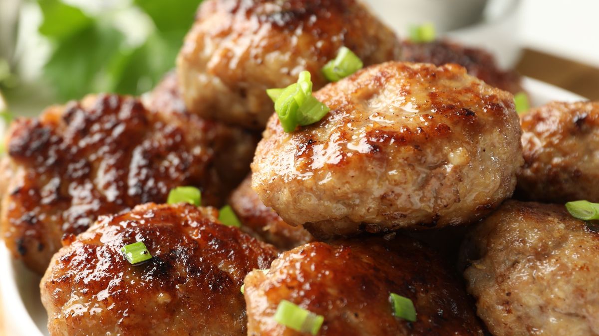 Kotlety mielone z wodą gazowaną wychodzą bardziej soczyste