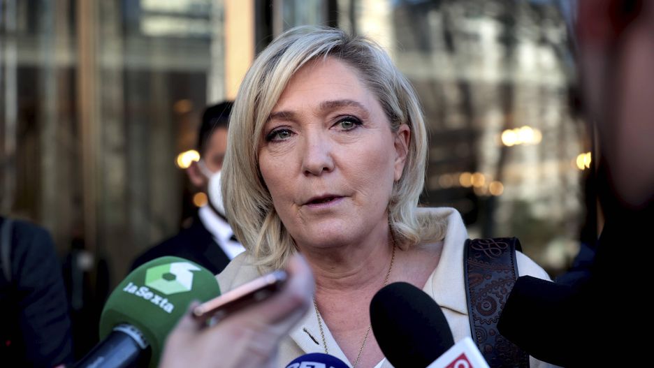 Far-right parties European Union at MadridMadrid, Spain; 29.01.2022.- French National Regroupment, Marine Le Pen. Leaders of more than a dozen far-right parties from the European Union. Madrid brings together leaders of more than a dozen far-right parties from the European Union, such as the Hungarian Prime Minister, Viktor Orbán, the head of the Polish Government, Mateusz Morawiecki; and the leader of the French National Regroupment (former National Front), Marine Le Pen. Summit of European leaders to ?reflect on the future of Europe?. Convened by the Spanish far-right party VOX. The national and international implications that may arise from the current conflict with Russia have overshadowed those attending the event, who in principle met for the defense of sovereignty against globalism, but have very conflicting interests in international politics when Russia comes into play. Photo: Juan Carlos Rojas Dostawca: PAP/DPAJuan Carlos RojasAbascal, EUROPEAN, France, Hungarian, leaders, le pen, Madrid, Morawiecki, Orban, parties, POL, Polish, UE, vox, Far-rigth, prime minister