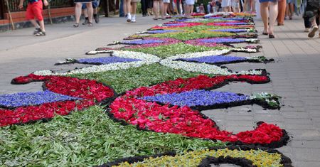 Wielkie wyróżnienie dla Polski. Tradycja dywanów kwiatowych wpisana na listę UNESCO