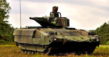 Ciężkie bojowe wozy piechoty. Chcą je Polska, Rosja i reszta świata