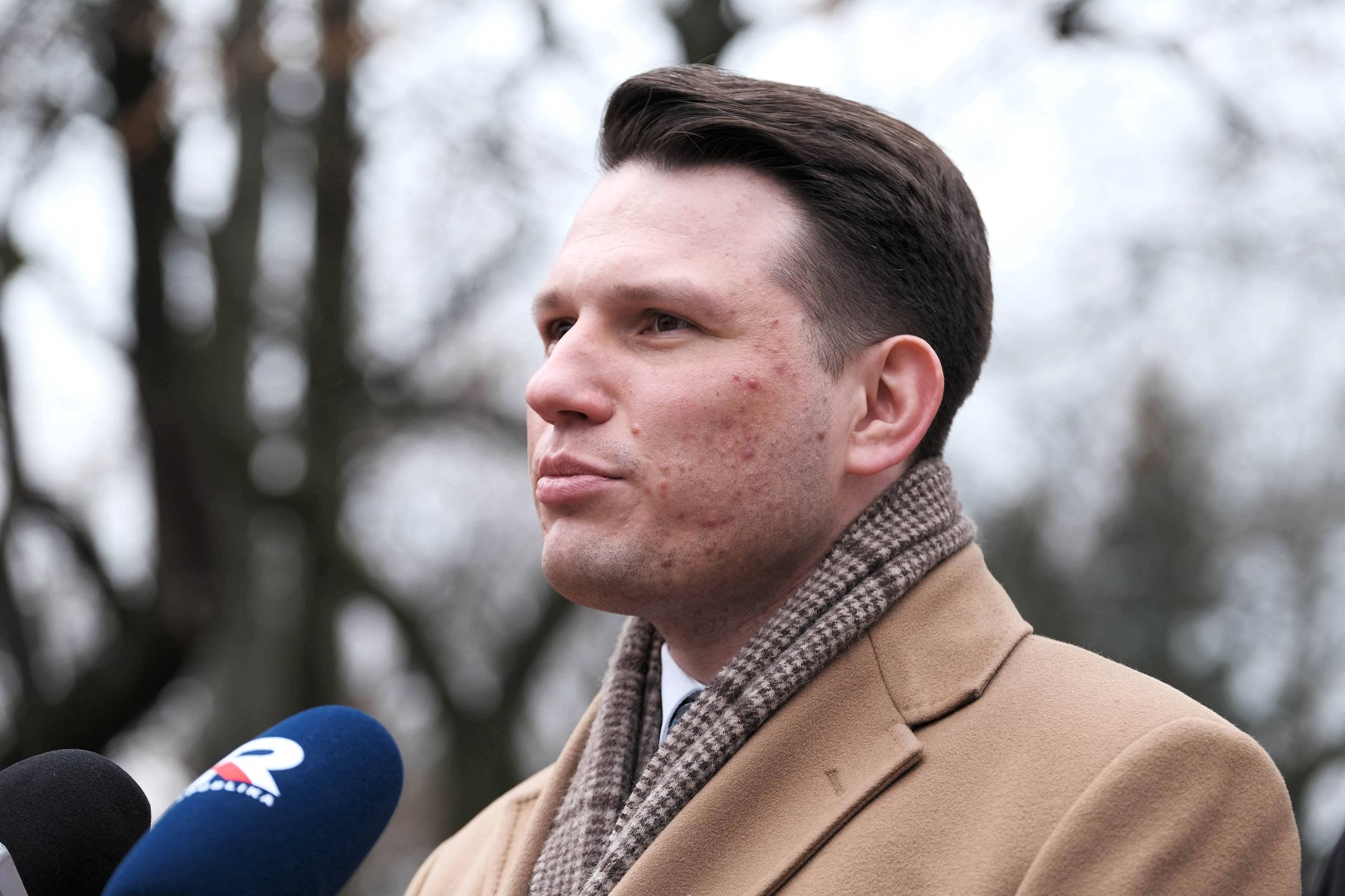 Sławomir Mentzen  nagrał filmik, jak Polski Ład obniżył mu podatki. Przeszedł na spółkę komandytowo-akcyjną 