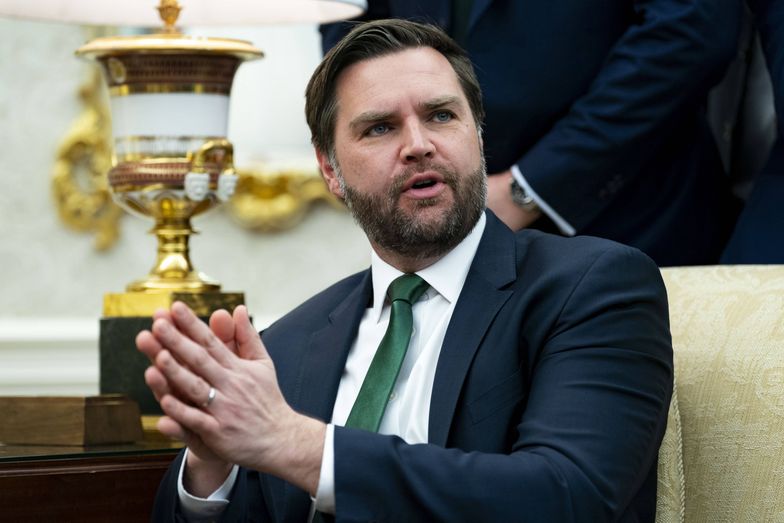 Trump "naprawdę kocha" ten kraj. J.D. Vance o nowej umowie handlowej