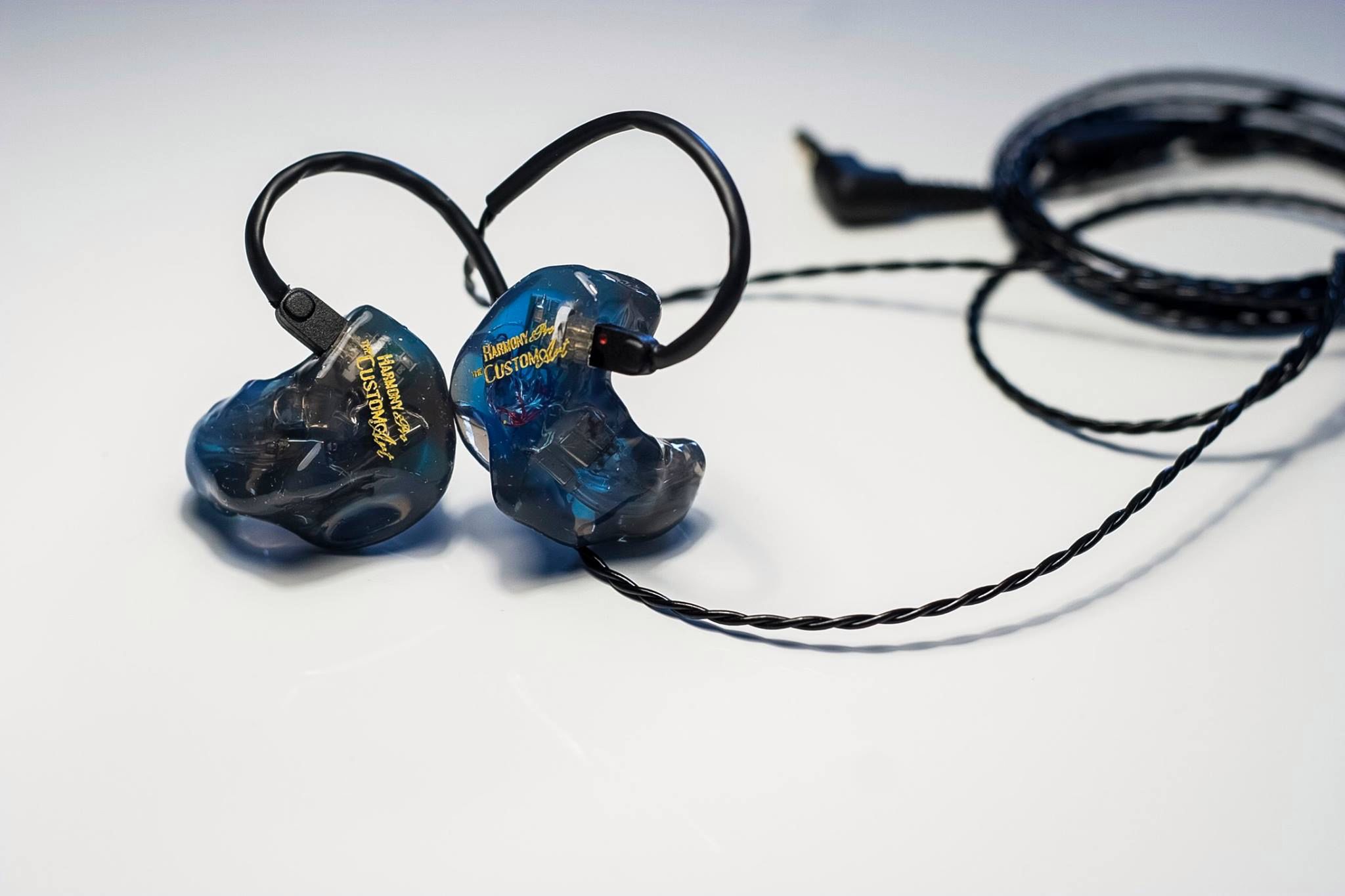 Słuchawki customowe - trudno o lepszy sprzęt do słuchania muzyki 14