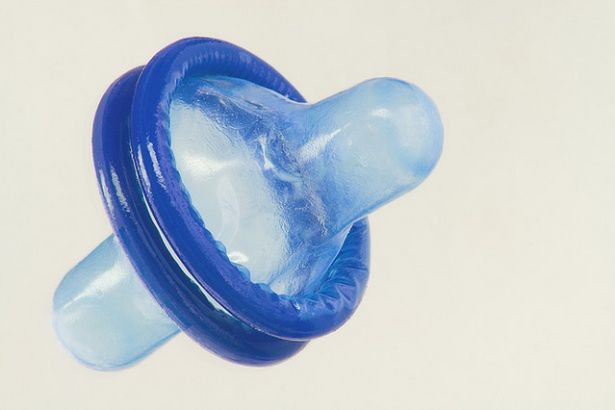 Prezerwatywa zamiast niebieskiej pigułki