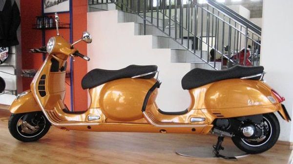 Czteroosobowy skuter od Vespy 1
