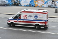 Mazowsze. Tragiczny wypadek w Mszczonowie. Na miejscu śmigłowiec LPR. Zginęła kobieta, ranne dzieci