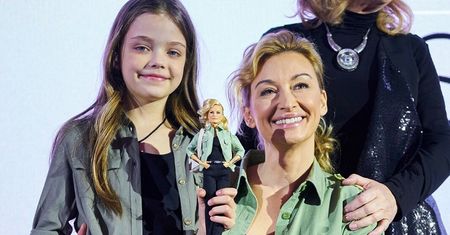 RZADKI WIDOK: Martyna Wojciechowska pokazała córkę z okazji jej 17. urodzin. "Bycie mamą Marysi to największy przywilej"