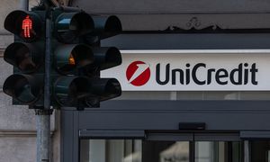 Przed laty wycofali się z Polski. Teraz interesują się polskimi bankami