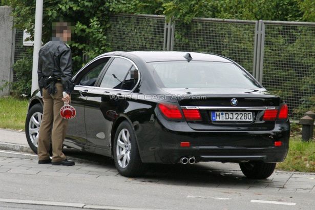 BMW serii 7 po liftingu przyłapane