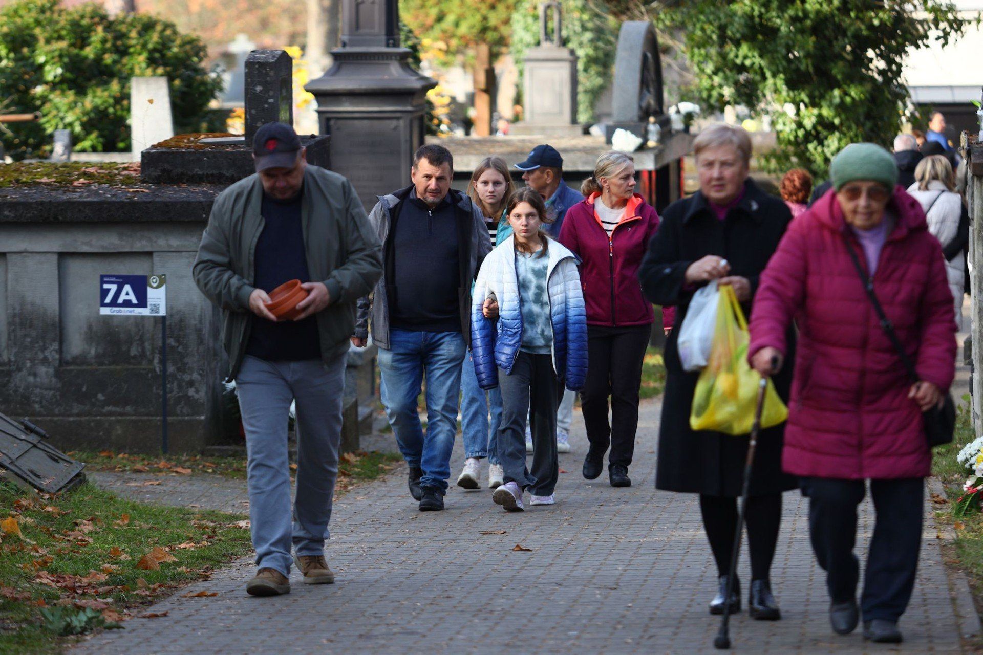 Zobaczcie zdjęcia z Cmentarza Starego w Zaduszki.