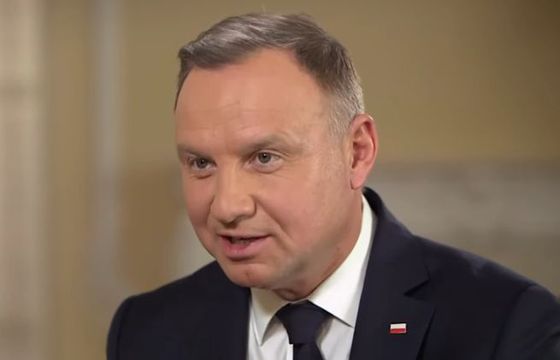 Media powinny relacjonować obrady komisji „lex Tusk”, ale też wyjaśniać. „Zawód szambiarza, trzeba zatkać nos i robić swoje”