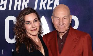 Patrick Stewart zakochał się w kelnerce. Z trzecią żoną dzieliło ich 38 lat