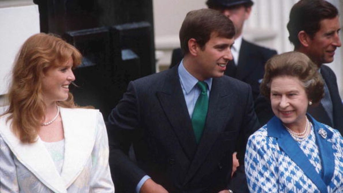 Sarah Ferguson była żoną średniego syna królowej, Andrzeja, uchodzącego za ulubieńca swojej matki