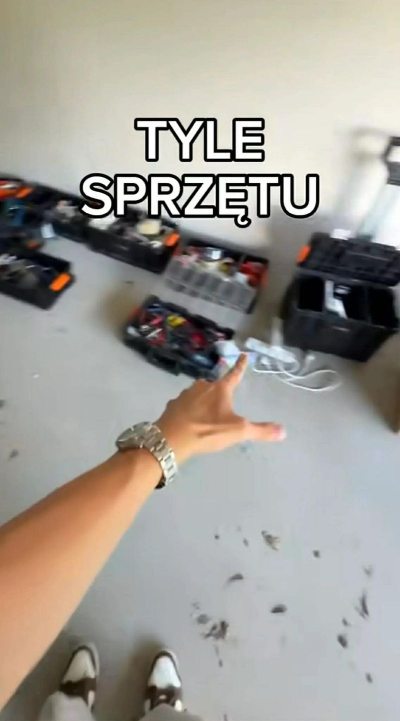 Jasper kupił dom