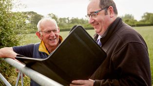 Podatek od ogrodzenia. Kto zapłaci, a kto może spać spokojnie?