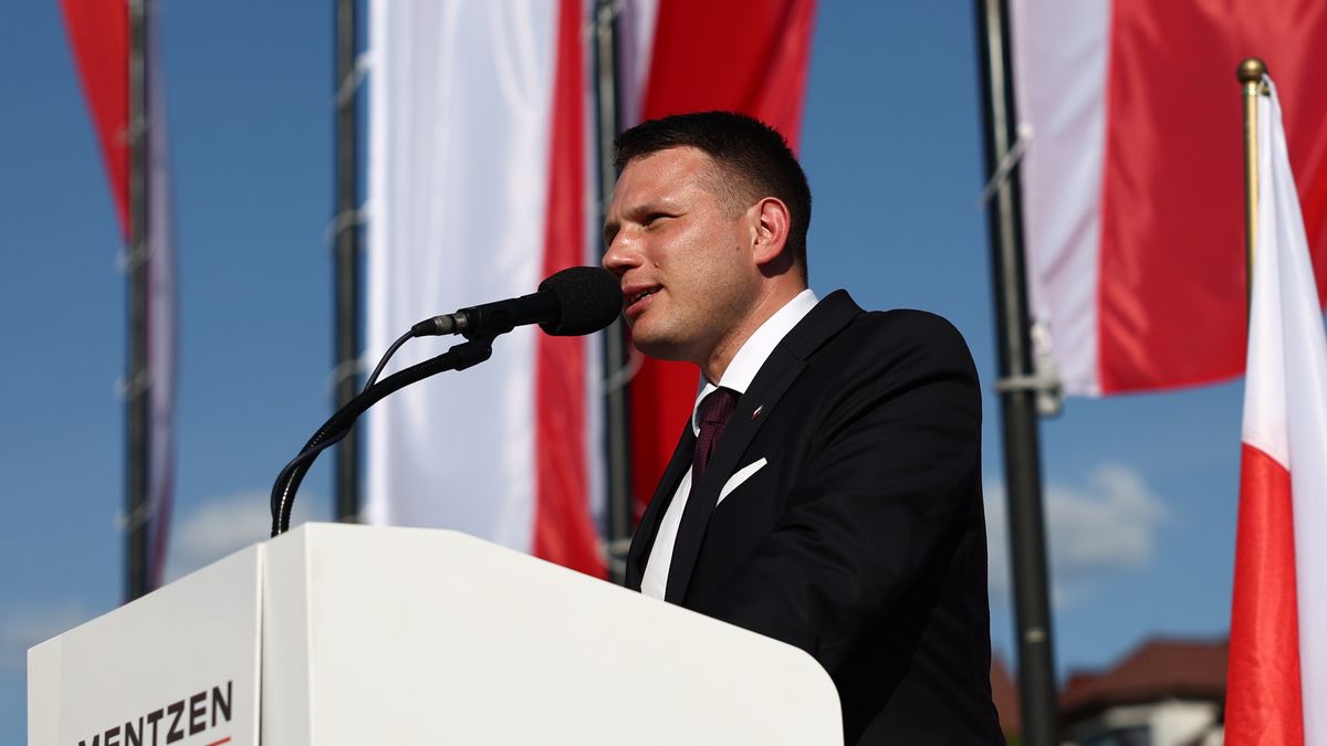 Slawomir Mentzen, Confederation party leader running for President of Poland , during the campaign rally in Jaworzno, Poland on May 1, 2025. (Photo by Jakub Porzycki/NurPhoto via Getty Images)