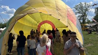 W Warszawie trwa wielka impreza pod znakiem balonów. Wawerska Fiesta Balonowa nie tylko dla fanów lotnictwa