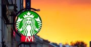 Starbucks zgasi swoje szyldy na godzinę
