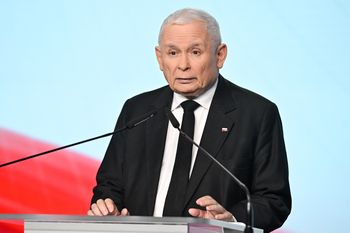 PiS gasi kolejne pożary. "Nie pamiętam takiego ciosu"