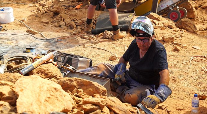 Poszukiwacze złota w Australii - SOS