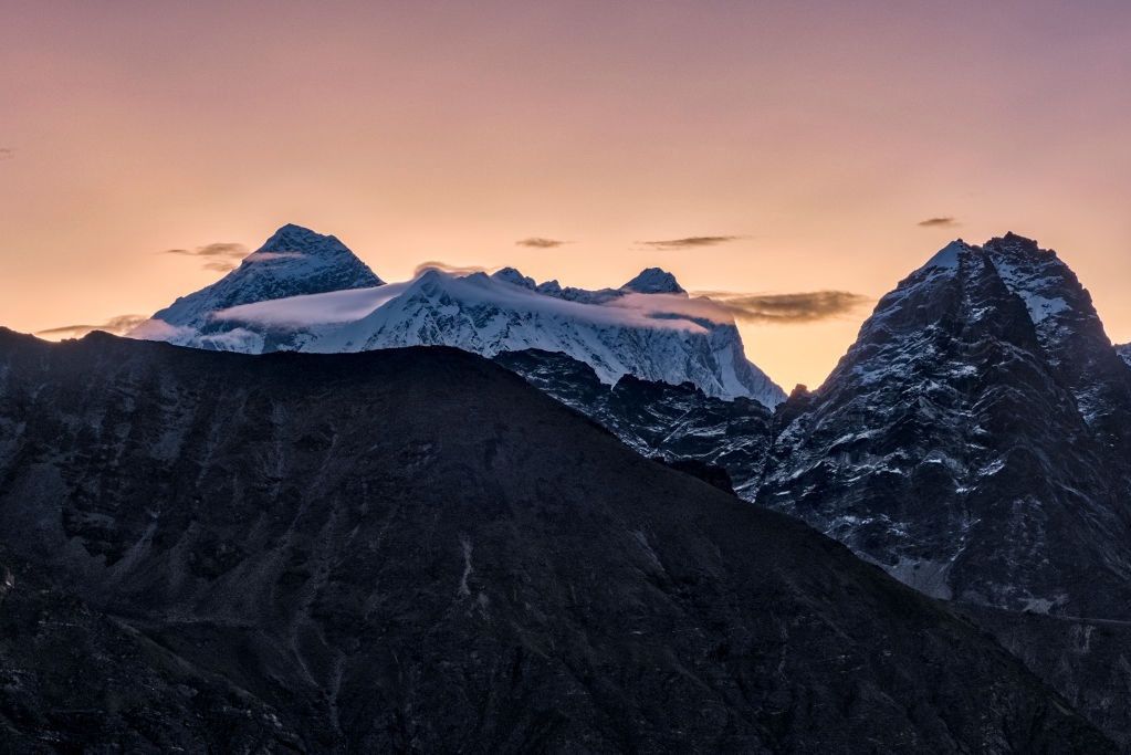 Koronawirus "zamknął" Mount Everest. Dla Nepalczyków brak turystów to katastrofa