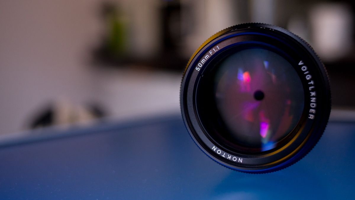 Voigtländer VM 50 mm f/1.1 Nokton - bardzo jasna pięćdziesiątka, która kreuje własną rzeczywistość [test] 1