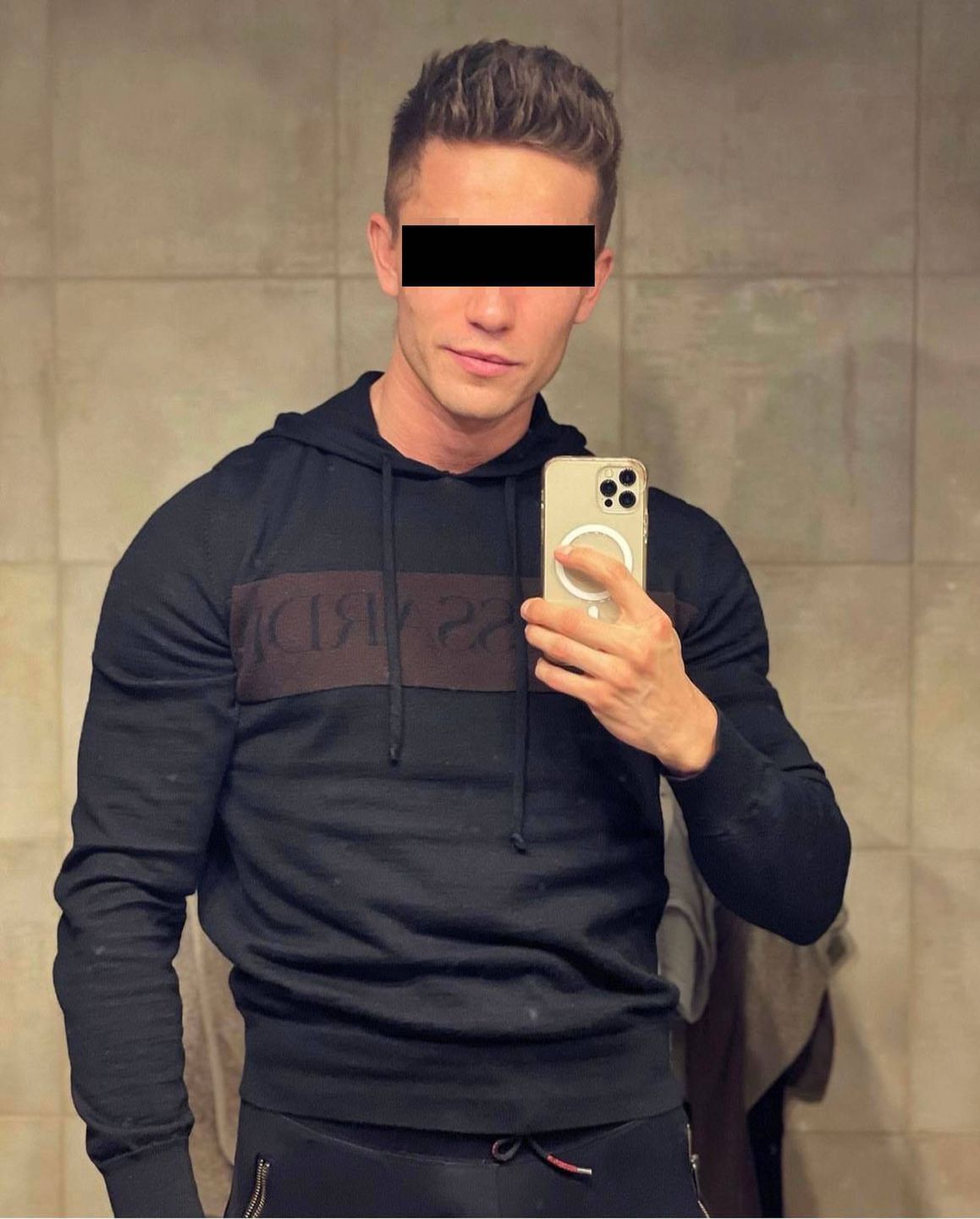 Łukasz K.