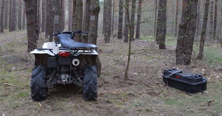 Siadł na quada pijany. Miał 2,5 promila. Przejażdżkę zakończył w helikopterze LPR