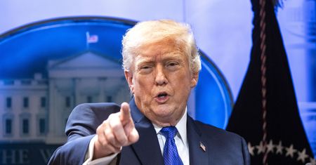 "Cła na wszystkie kraje". Trump ogłosił decyzję