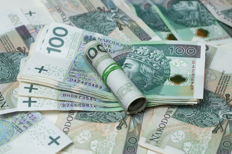Kursy walut 3.10.2021. "Środowy" kurs funta, euro, dolara i franka szwajcarskiego