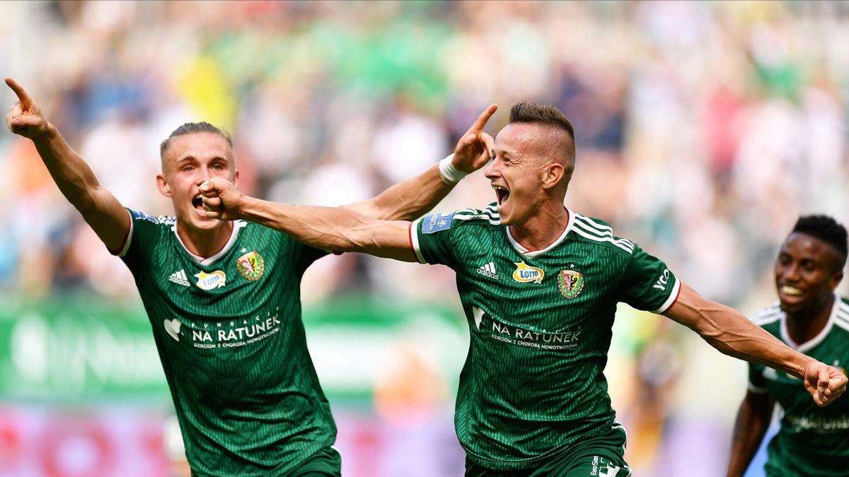 PAP / Maciej Kulczyński / Na zdjęciu: piłkarze Śląska Wrocław