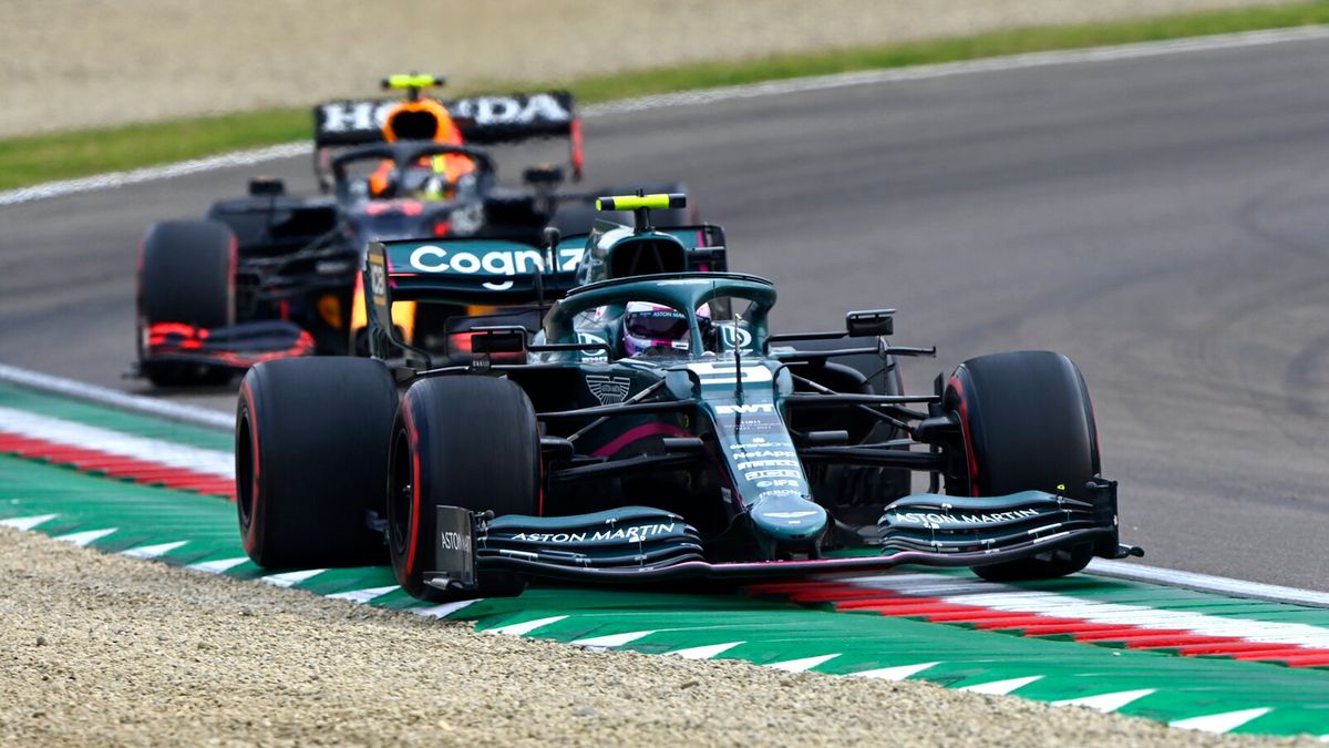 Zdjęcie okładkowe artykułu: Materiały prasowe / Aston Martin / Na zdjęciu: Sebastian Vettel