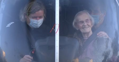 104-latka chciała odwiedzić rodzinę. Jak dotarła? Nie uwierzysz