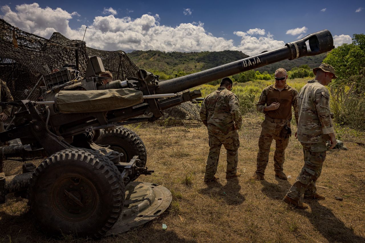 M119 105 mm calibre howitzer