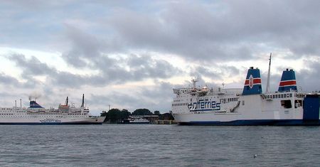 Rozbudowa floty promowej. Porty Świnoujście i Ystad podpisały list intencyjny