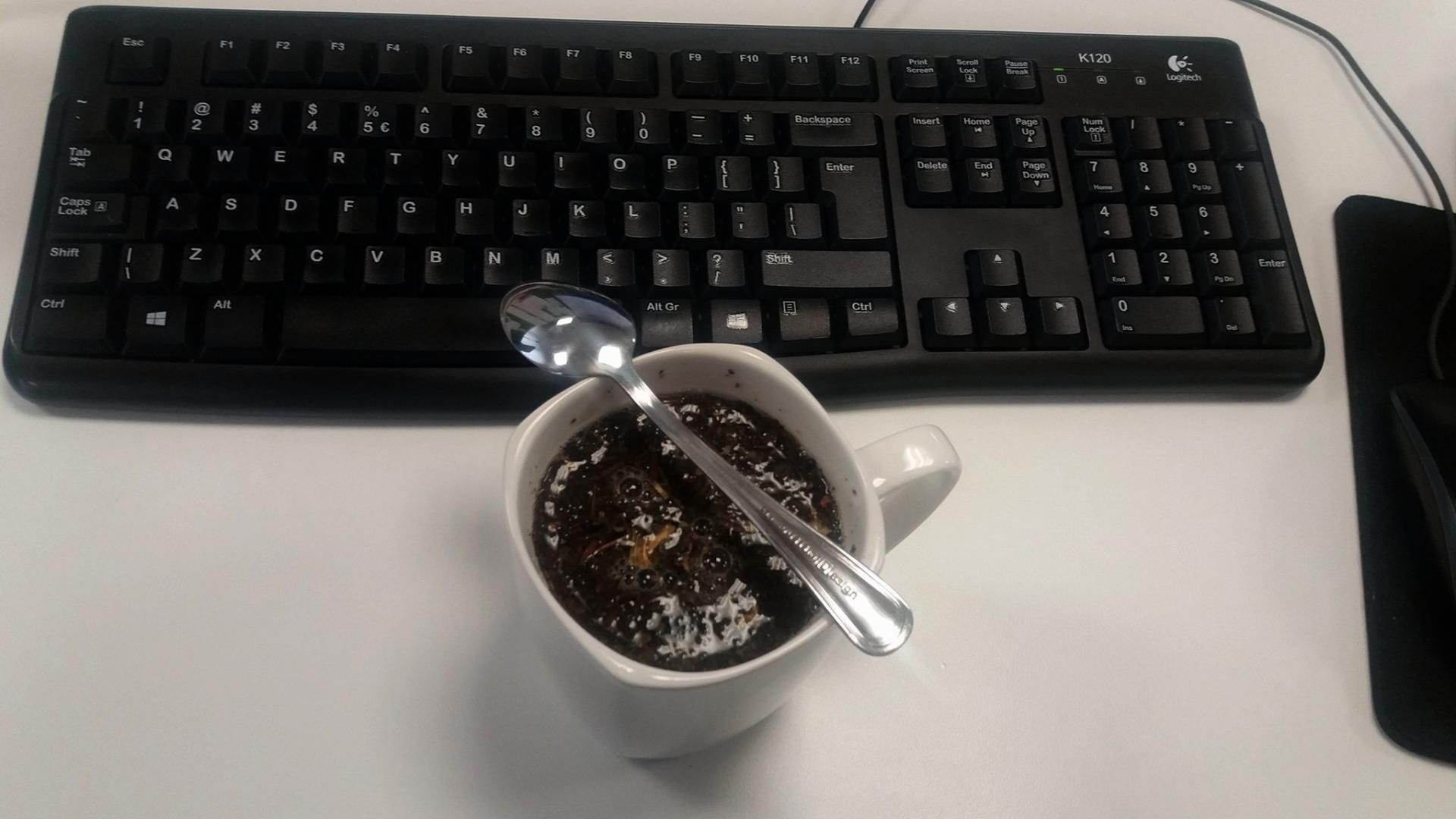 Zielona herbata miała pomóc w zniwelowaniu skutków odstawienia kofeiny