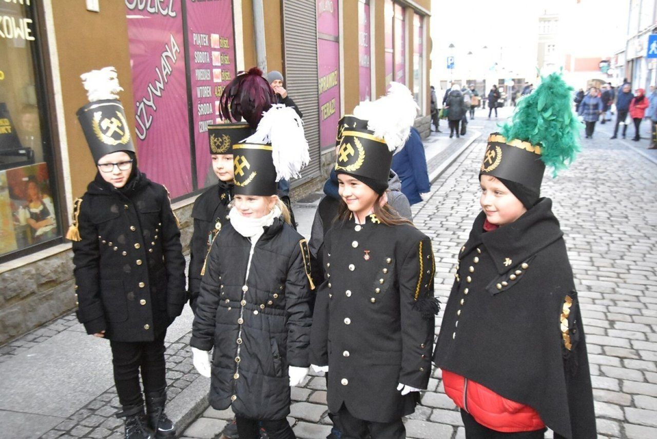 W Wałbrzychu obchody Barbórki to trwający kilka dni Festiwal Tradycji Górniczych