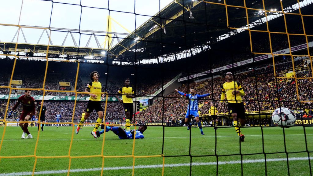 Zdjęcie okładkowe artykułu: Getty Images / Christof Koepsel/Bongarts / Na zdjęciu: mecz Borussia Dortmund - Hertha Berlin