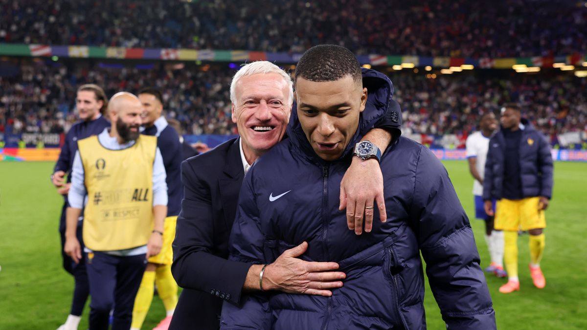 Getty Images / Na zdjęciu: Didier Deschamps i Kylian Mbappe