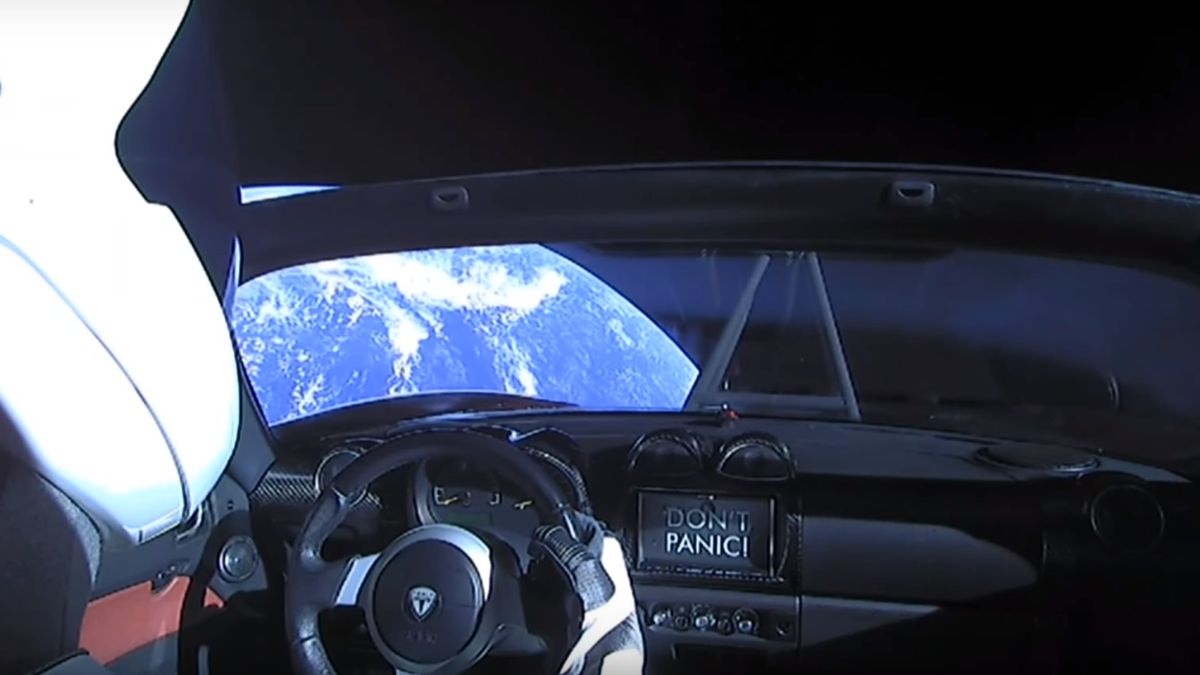 Taki widok miał Starman kilkanaście godzin po opuszczeniu Ziemi. Jego przygody można oglądać na żywo.