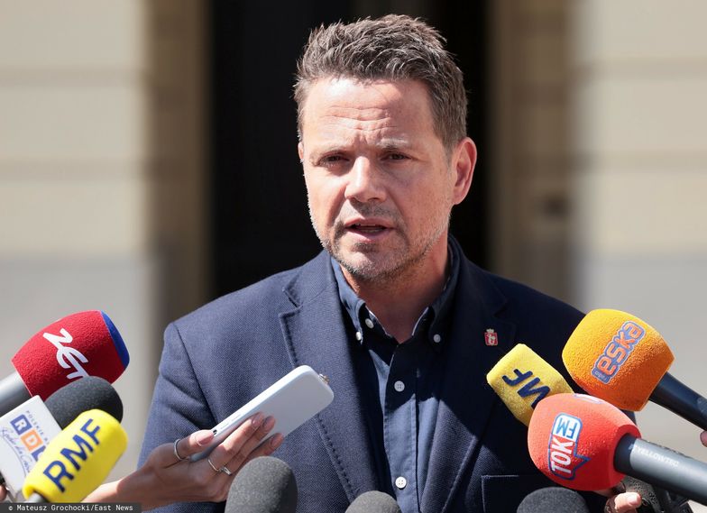 Rafał Trzaskowski na konferencji prasowej po spotkaniu z kupcami 