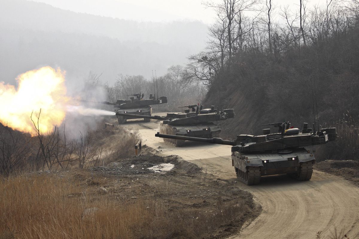Ćwiczenia wojskowe Korei Południowej. Zdjęcie ilustracyjne