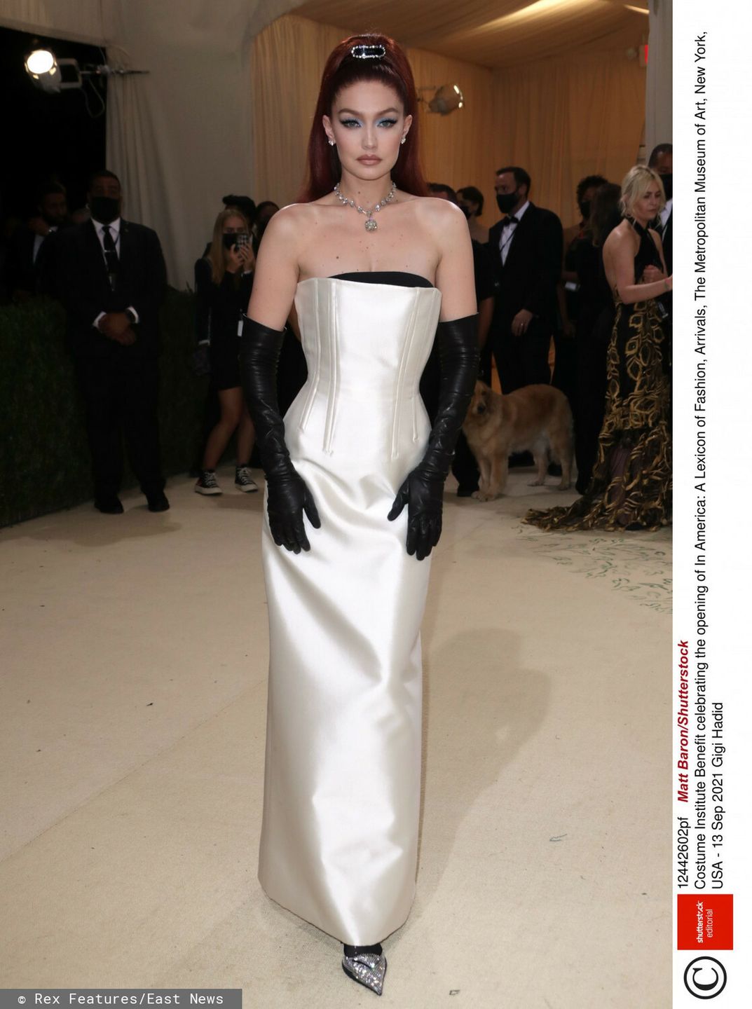 Gigi Hadid – MET Gala 2021, kreacja: Prada