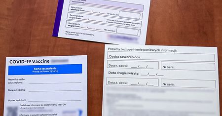 Za 1-1,5 tys. zł można było zdobyć paszport covidowy.